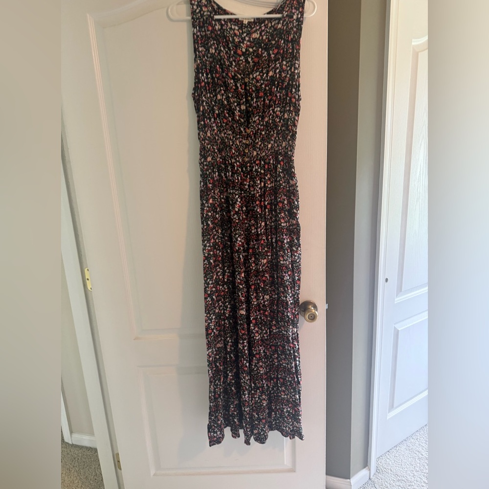 Josie size large sleeveless printed one piece pants suit (romper)